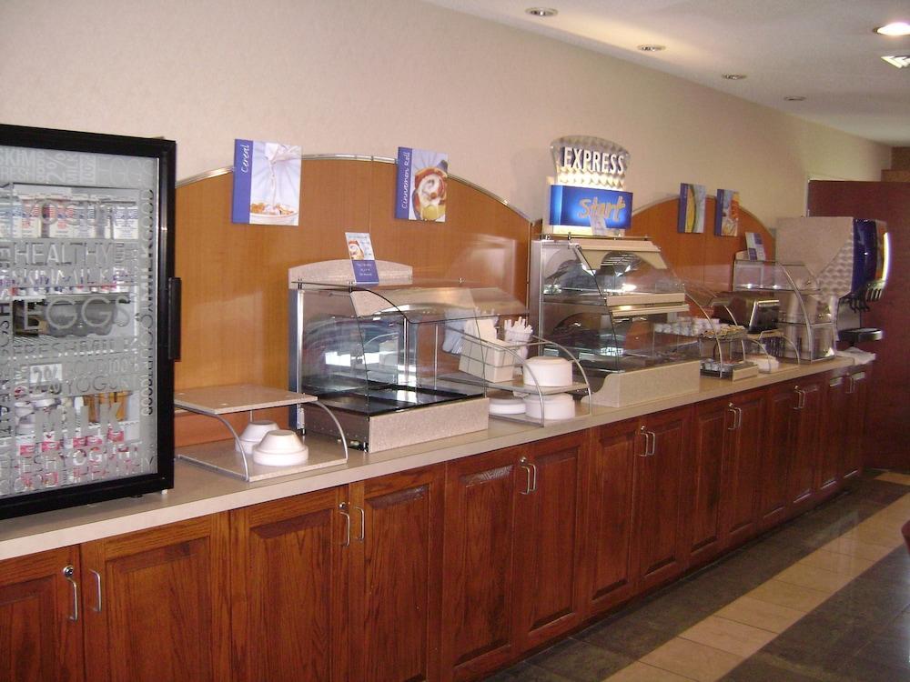Holiday Inn Express Wilson I-95 By Ihg エクステリア 写真
